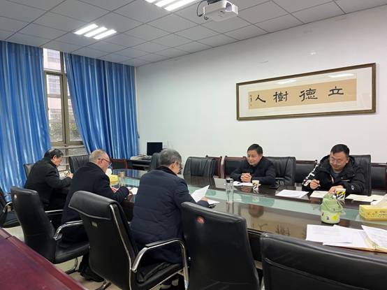 E7EBFED245A1769A2E3824E96602E131